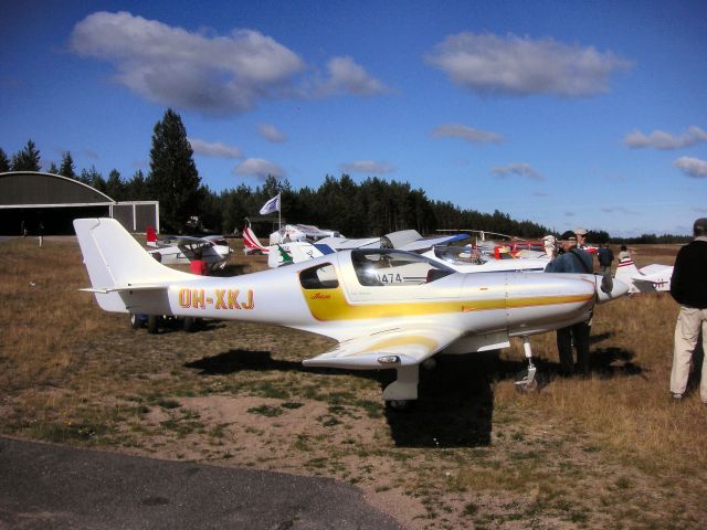 OH-XKJ
OH-XKJ, Neico Lancair 320, s/n 1, rakennettu: 1991
Avainsanat: OH-XKJ