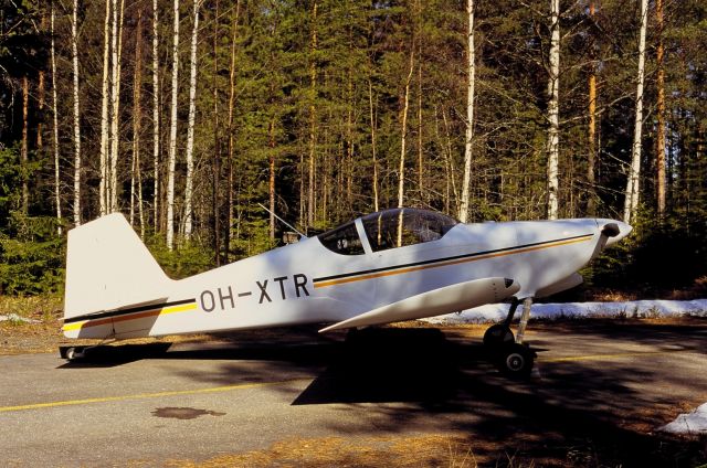 OH-XTR
OH-XTR, Van's RV-6, s/n 22033, rakennettu: 2002 
Avainsanat: OH-XTR