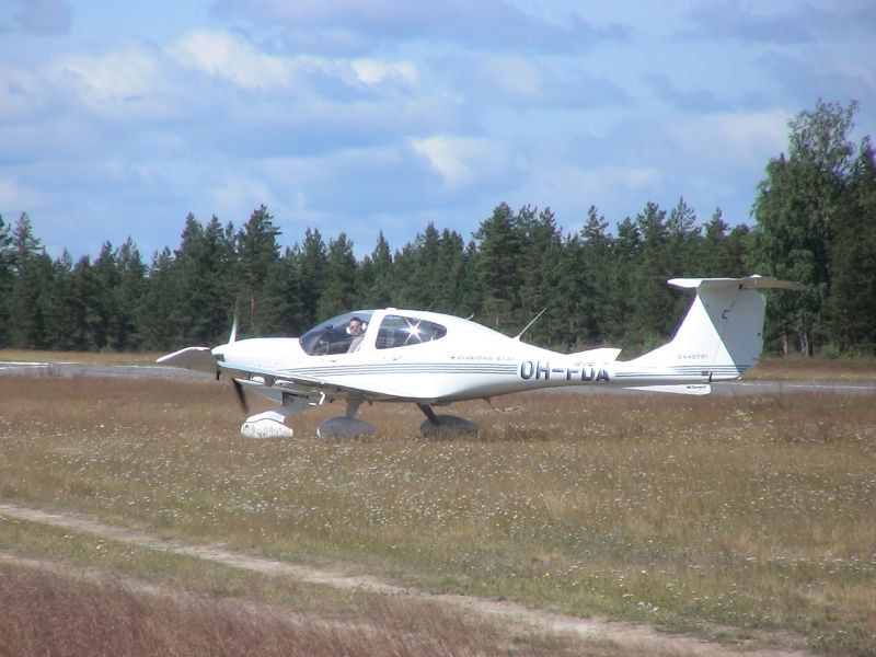 OH-FDA
Diamond DA40D D4.029 vm. 2003
