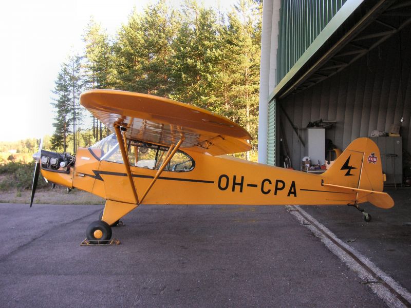 OH-CPA
OH-CPA, Piper J-3C-65 Cub Mod (USAAF L-4H Grasshopper), s/n 12471, rakennettu: 1944 USA, uudelleenrakennettu
Ex. 44-80175, SE-ATF 
Avainsanat: OH-CPA