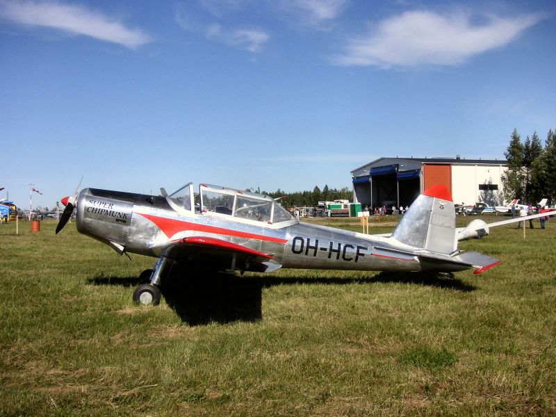 OH-HCF
OH-HCF, De Havilland DHC-1 Chipmunk T.10 Mod, s/n C1/0016, rakennettu: 1950 Englanti, uudelleenrakennettu 1974 (moottori Lycoming O-360) 
Ex. WB564 (RAF), G-AOSV, OH-HCD 
Avainsanat: OH-HCF