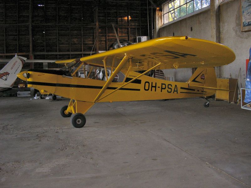 OH-PSA
OH-PSA, Piper PA-18A-150 Super Cub, s/n 18-6900, rakennettu: 1960 USA, uudelleenrakennettu: 2002
Ex. N9878D, OY-AIM, LN-BDL
Kuva Jyrki Viitasaari

Avainsanat: OH-PSA