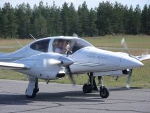 Diamond DA-42 (3)