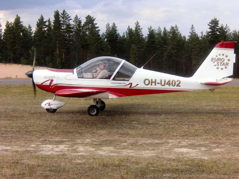 OH-U402
OH-U402, Evektor EV-97 Eurostar 2000R, s/n 2001 1201, rakennettu: 2001 Tsekki, omistaja: Air Pilot ry Jalasjärvi 
Avainsanat: OH-U402