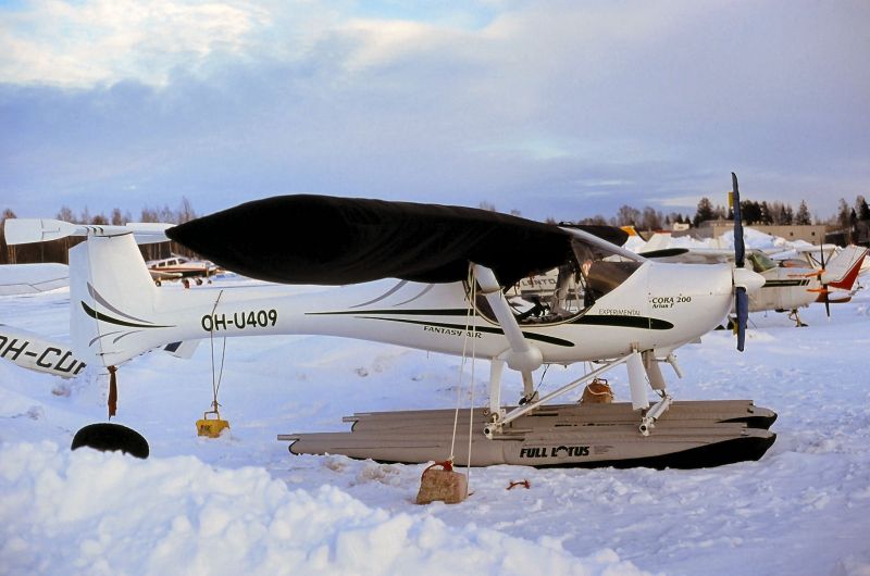 OH-U409
OH-U409, Fantasy Air Cora 200 Arius F, s/n 02-308, rakennettu 2002 Tsekki, omistaja: Oy TradeAid Ltd Numminen 
Avainsanat: OH-U409