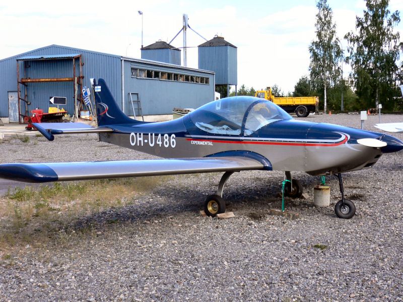 OH-U486
OH-U486, Aerostyle Breezer, s/n 044, rakennettu: Saksa, omistaja: Risto Kortetjärvi Turku
Kuva Jari Lanteri 
Avainsanat: OH-U486