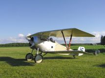 Nieuport 17 Mäntsälän lentopaikalla 2005 Kuva. Mikko Kettunen