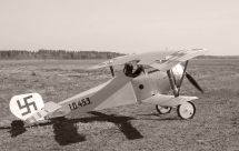 Nieuport 17 Lappeenrannassa 2005 Kuva. Kimmo Marttinen